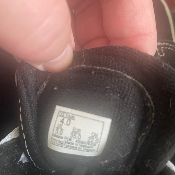 Vans hightop sneakers.  Youth size 4.  Great condition. - Picture 5 of 5